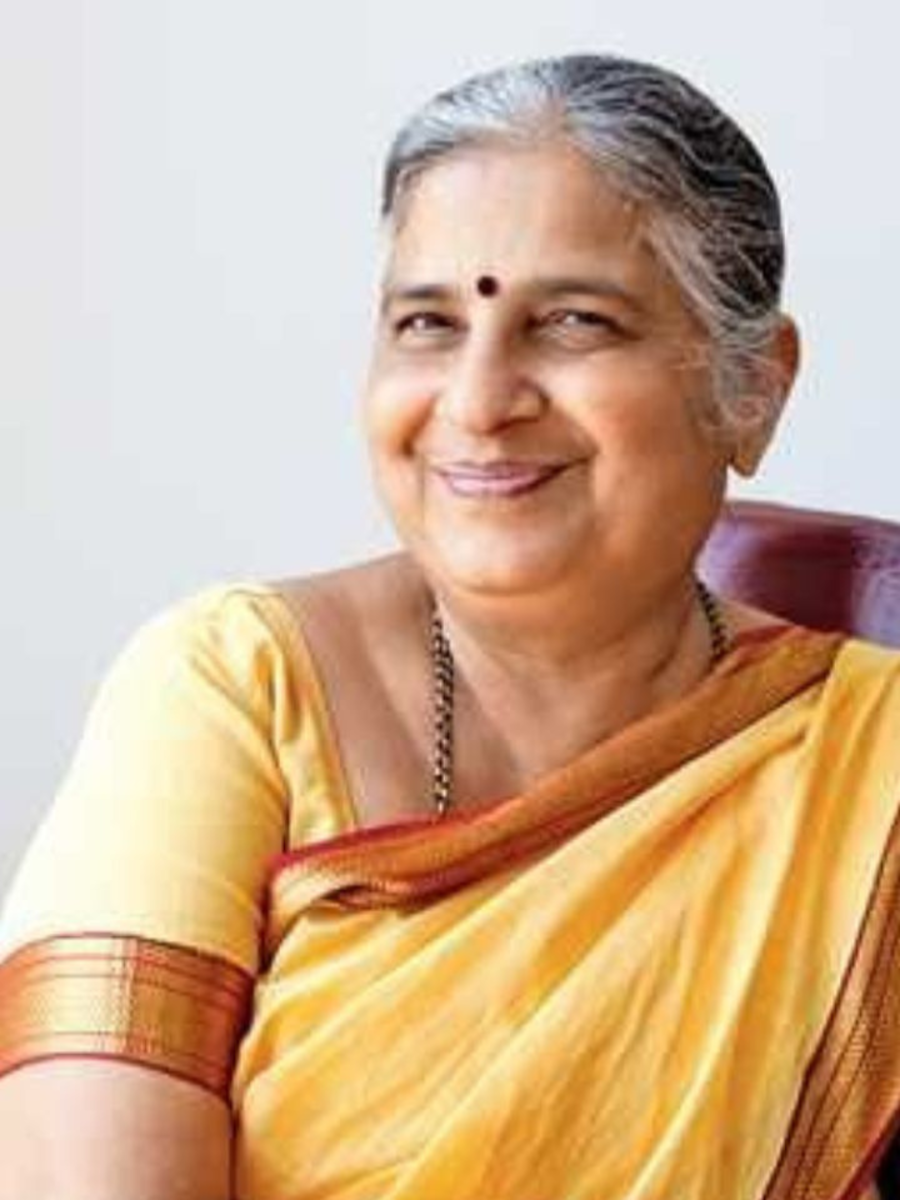 7 things to learn from Sudha Murthy's parenting habits