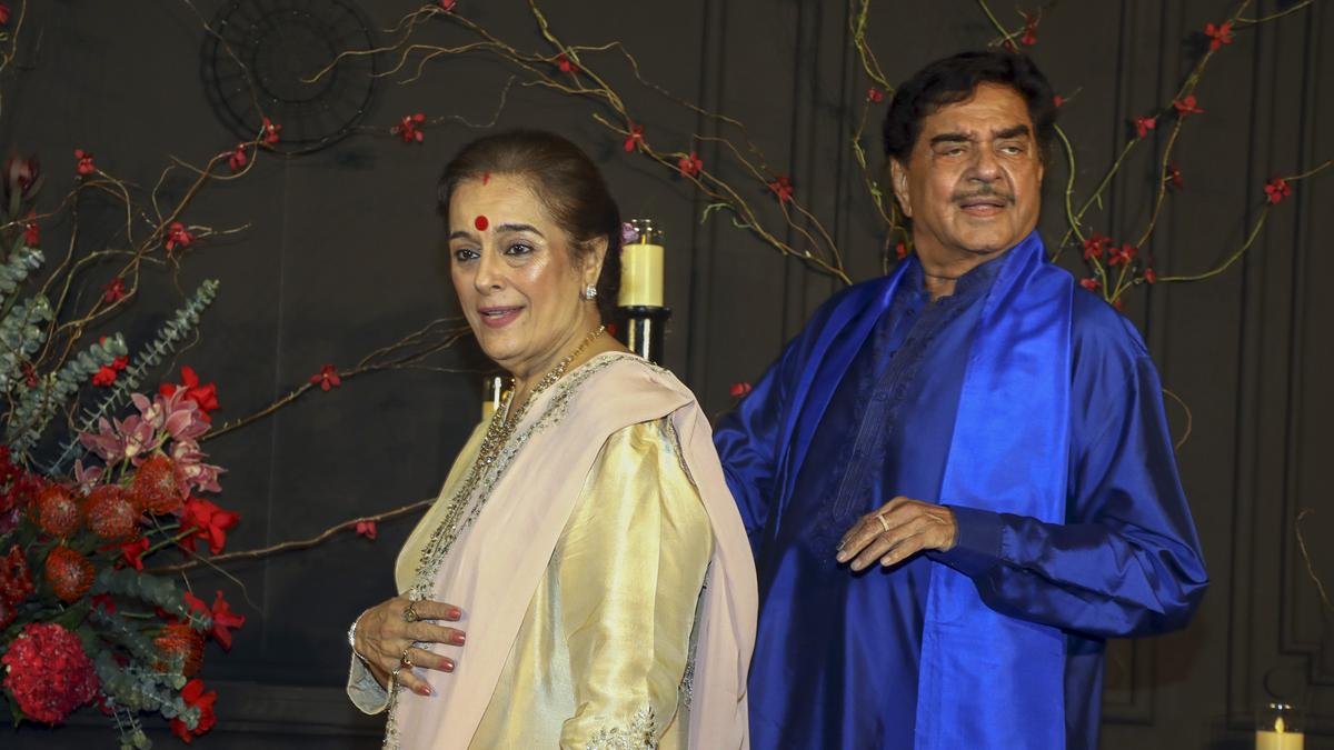 Luv Sinha shares health update on father Shatrughan Sinha: No surgical procedure done