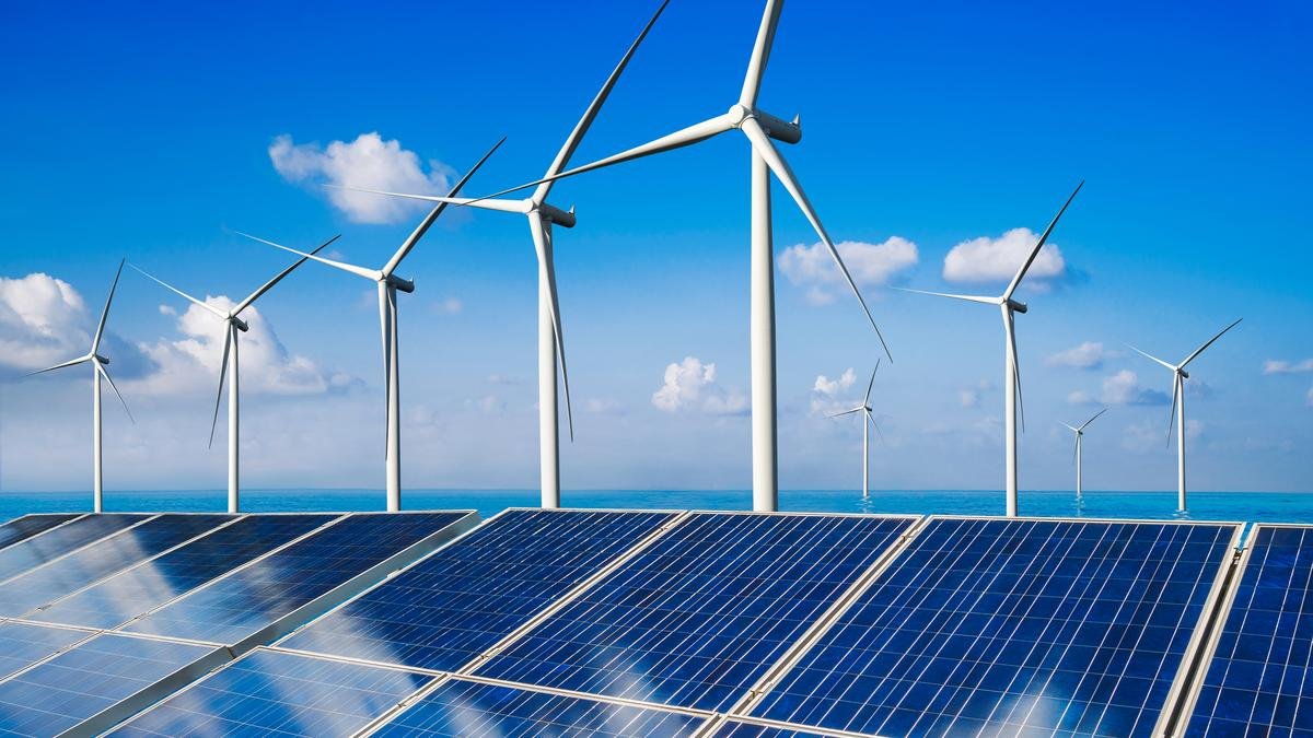 Renewable energy installations surge in Maharashtra and Gujarat