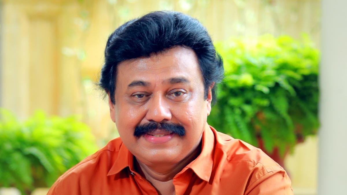 Filmmaker Vinayan urges Kerala CM to remove B. Unnikrishnan from government film panel