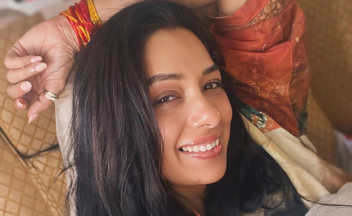 Who Is Rupali Ganguly’s “Nap Buddy” On The Sets Of Anupamaa?