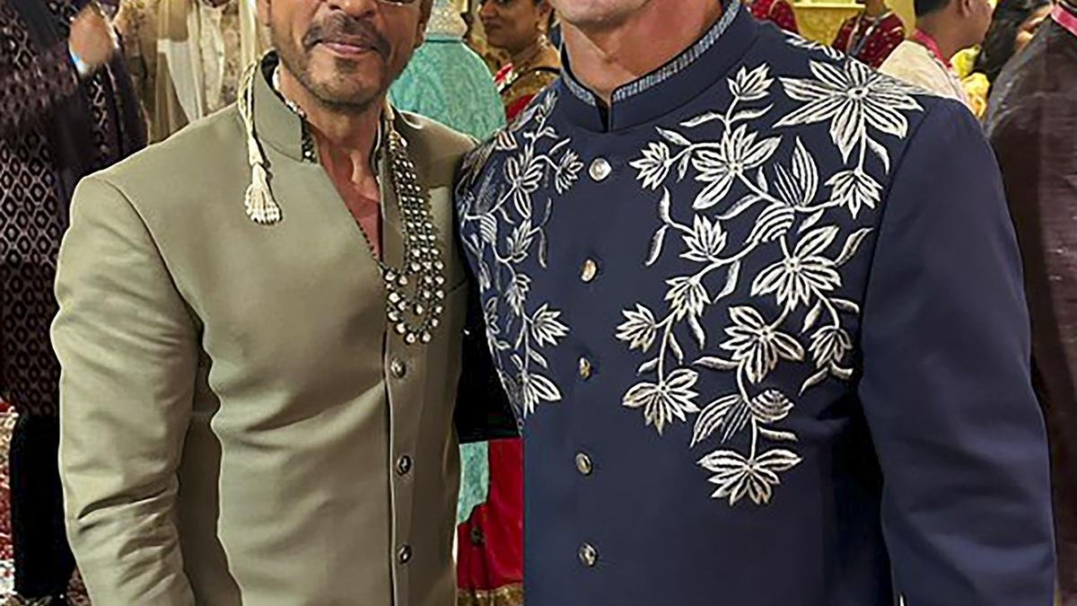 Meeting Shah Rukh Khan was perfect end to wonderful India trip: John Cena