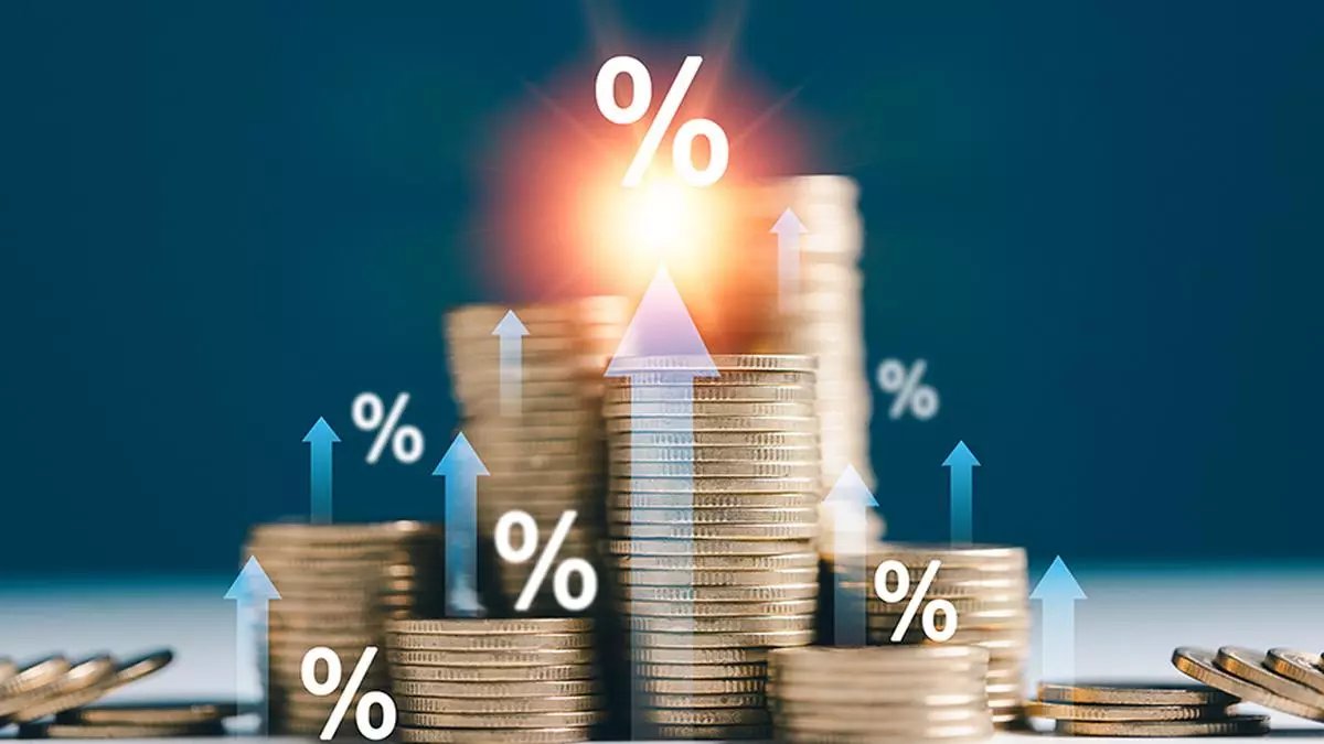 S&P Global retains India’s GDP forecast at 6.8%, expects policy rate cut next month