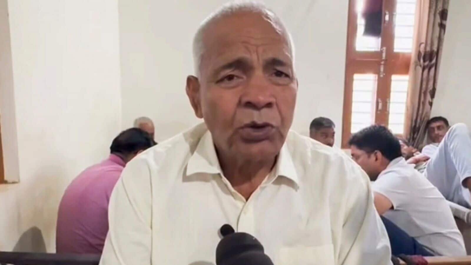 Mahavir Phogat snubs Vinesh Phogat joining politics, contesting Haryana Polls: ’Should have focused on 2028 Olympics’