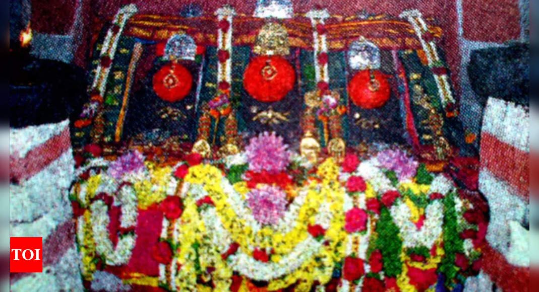 The gates of this temple open once a year and what the priest sees first is beyond words!